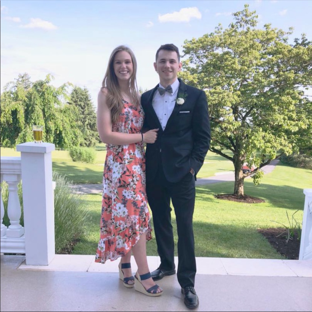 Meet your Posher, Alicia